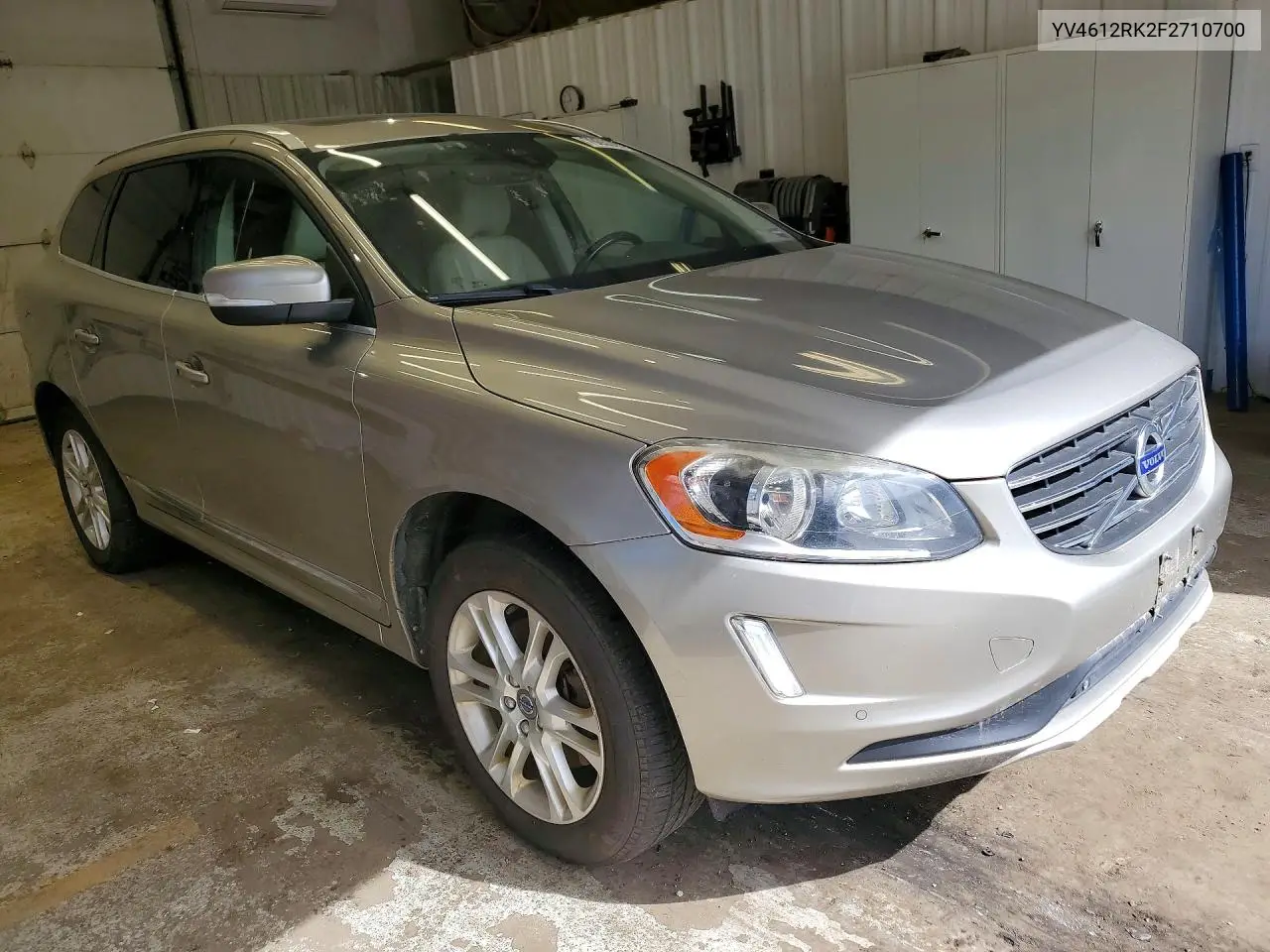 2015 VOLVO XC60 VIN YV4612RK2F2710700 — фото 4