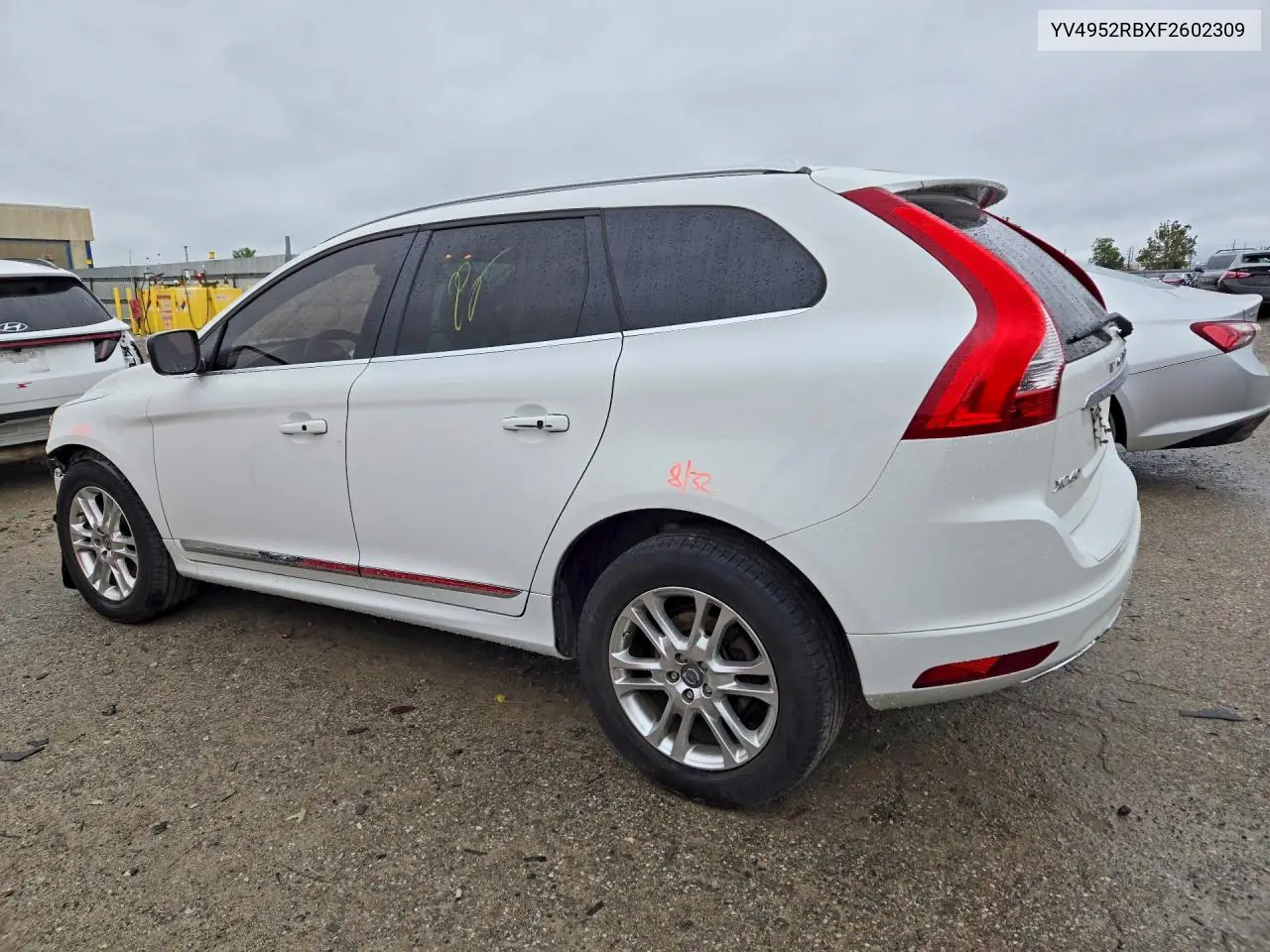 2015 VOLVO XC60 VIN YV4952RBXF2602309 — фото 2