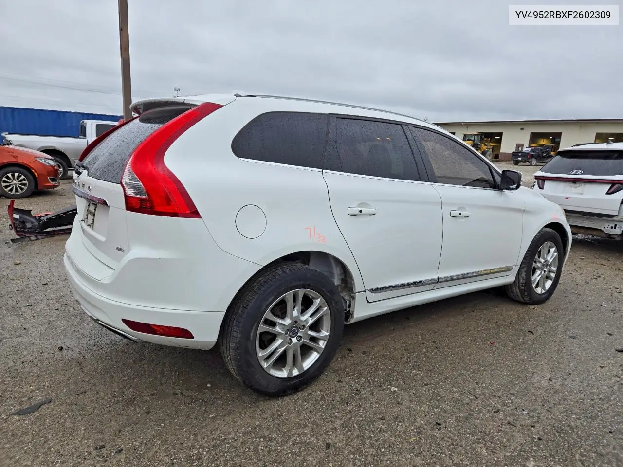 2015 VOLVO XC60 VIN YV4952RBXF2602309 — фото 3