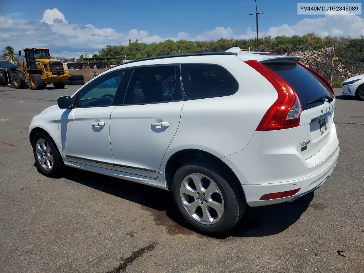 2016 VOLVO XC60 VIN YV440MDJ1G2849089 — фото 2