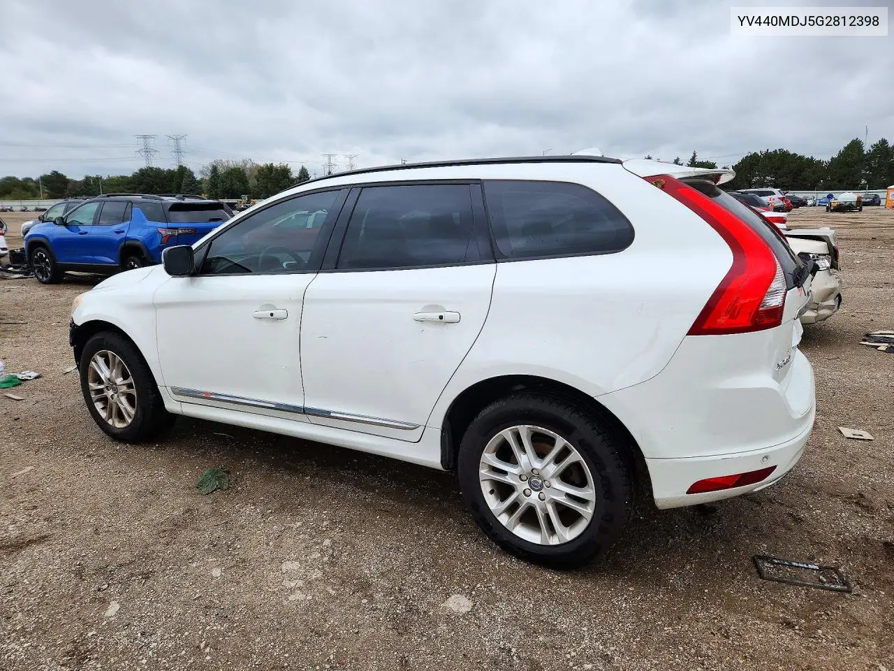 2016 VOLVO XC60 VIN YV440MDJ5G2812398 — фото 2