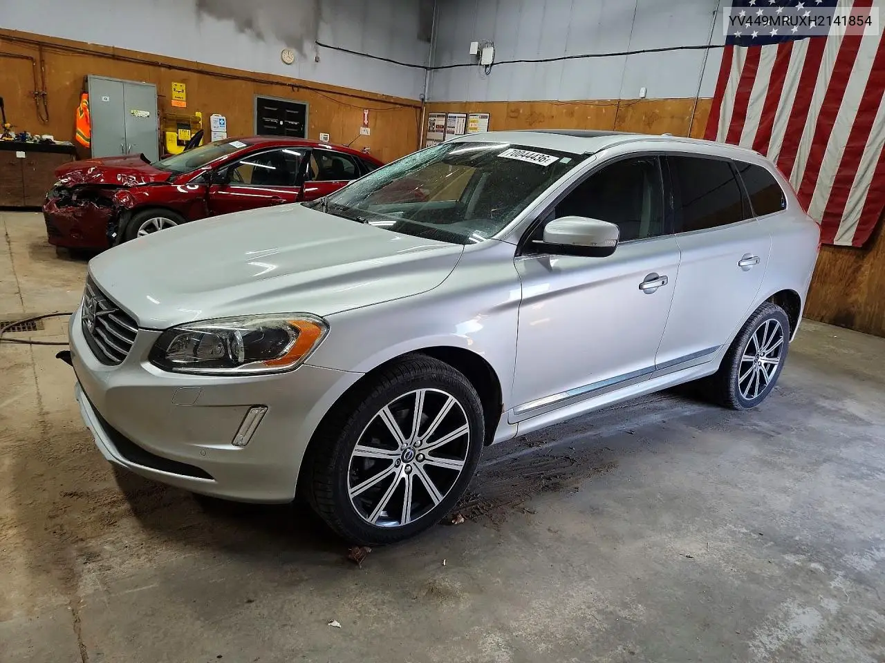 VOLVO XC60 2017, VIN YV449MRUXH2141854
