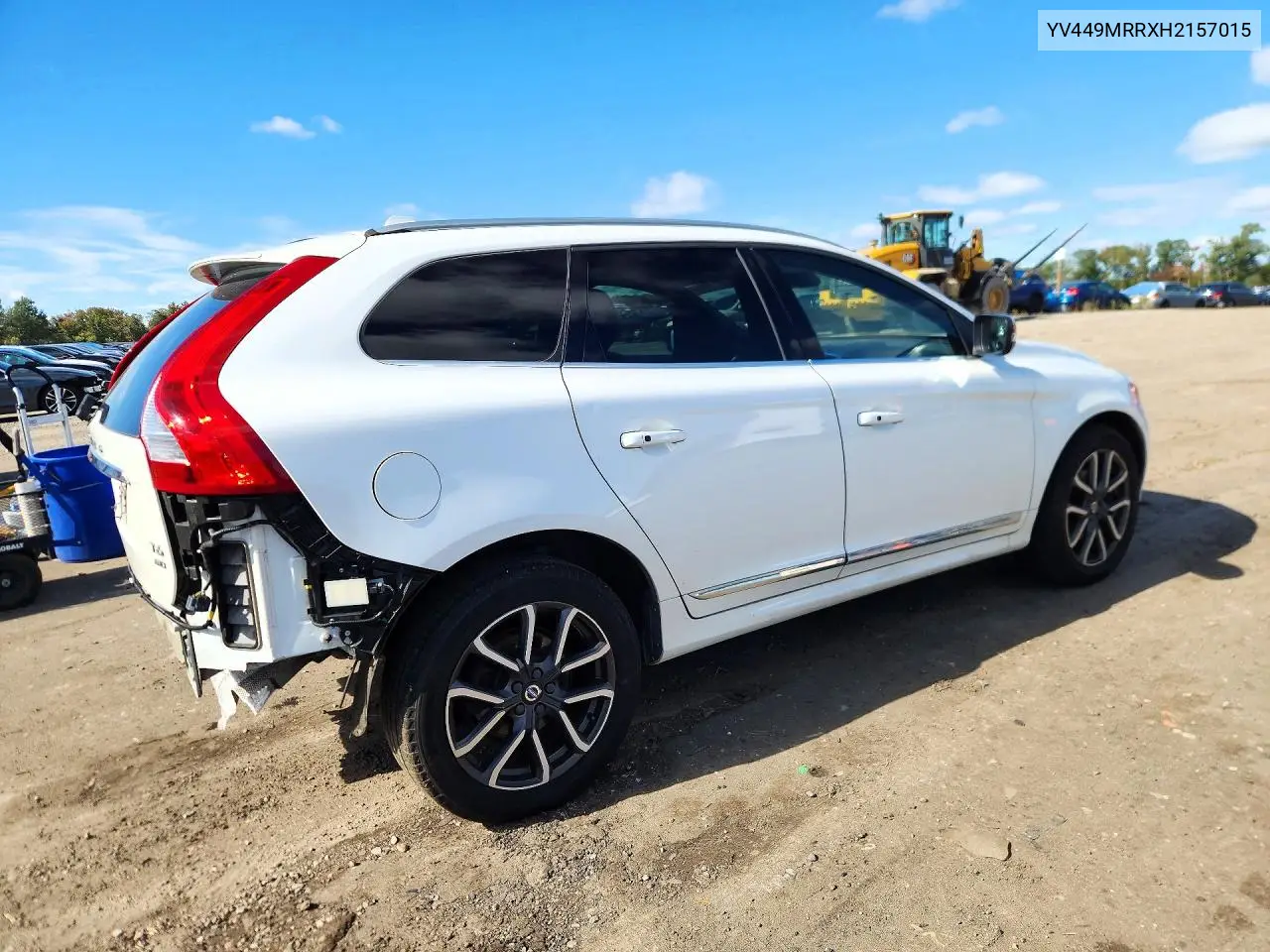 2017 VOLVO XC60 VIN YV449MRRXH2157015 — фото 3