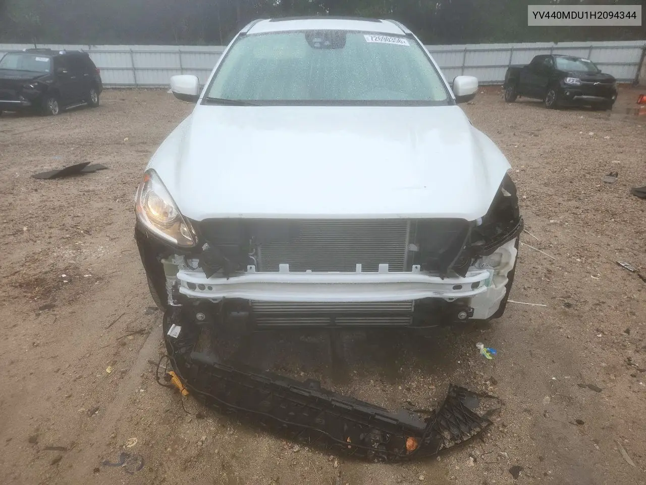 2017 VOLVO XC60 VIN YV440MDU1H2094344 — фото 5