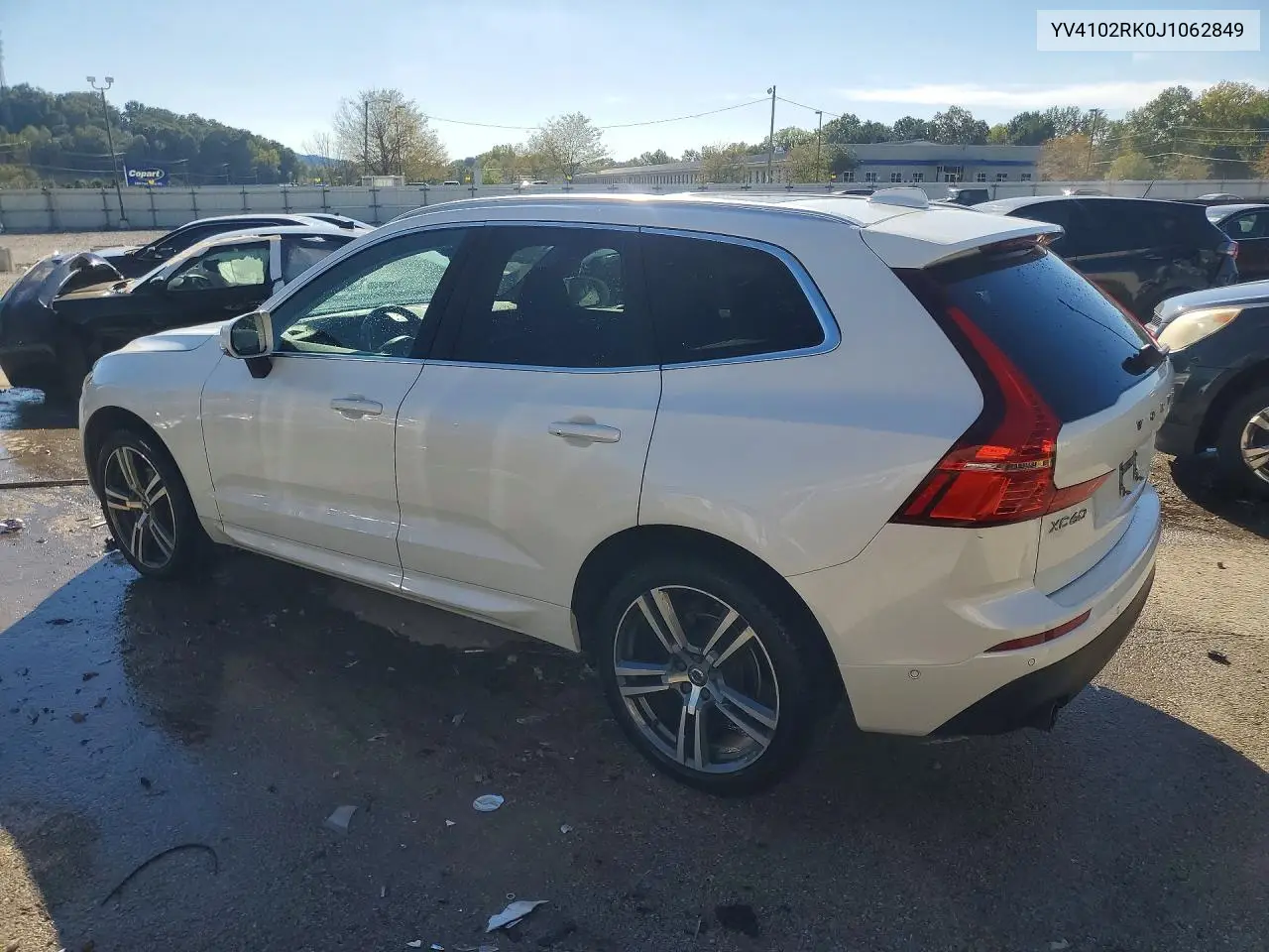 2018 VOLVO XC60 VIN YV4102RK0J1062849 — фото 2