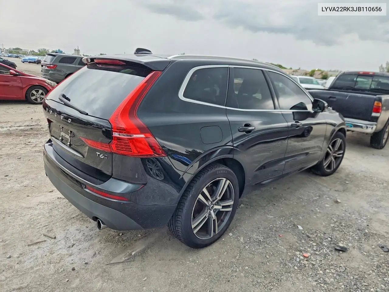 2018 VOLVO XC60 VIN LYVA22RK3JB110656 — фото 3