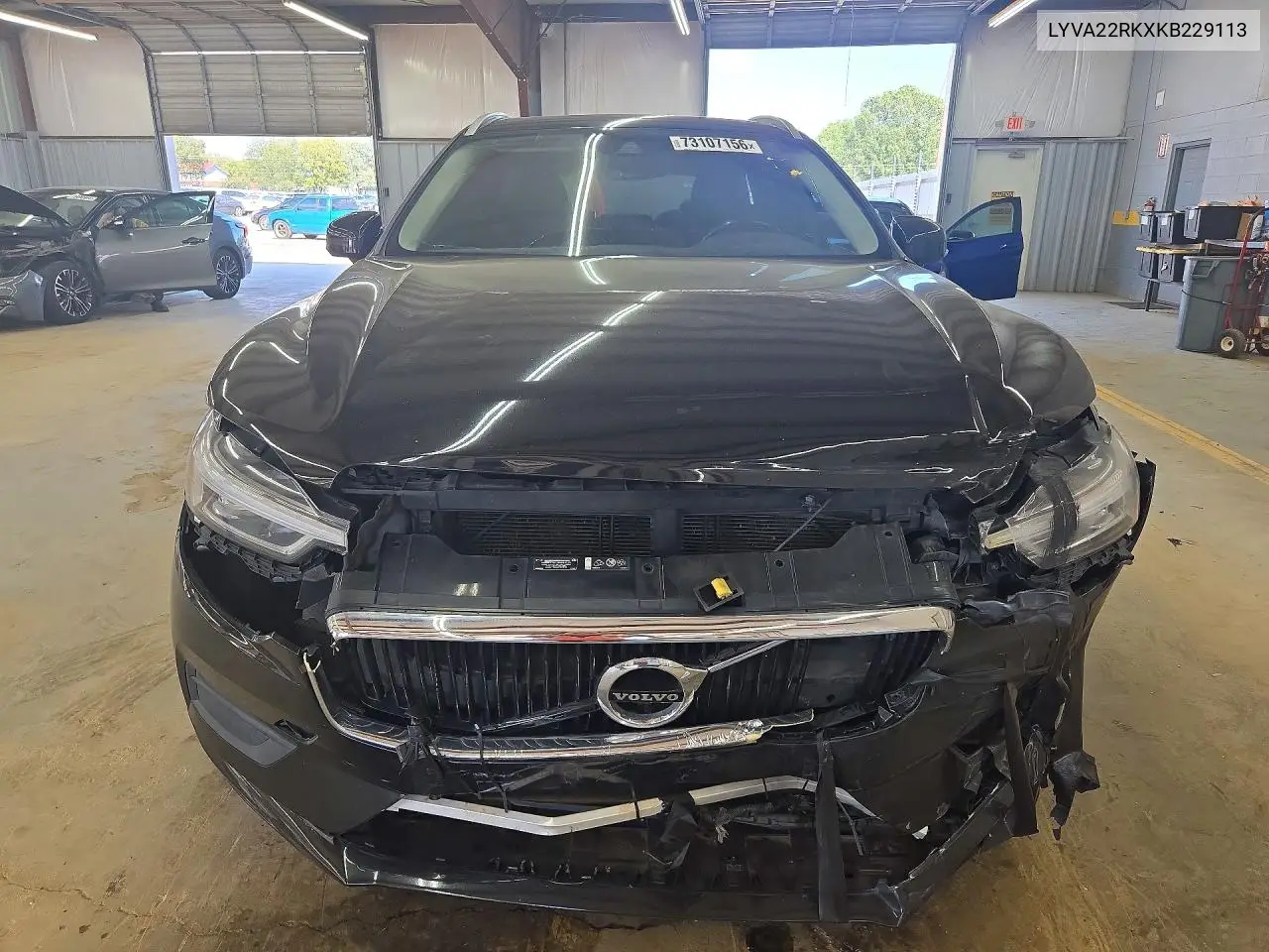 2019 VOLVO XC60 VIN LYVA22RKXKB229113 — фото 5