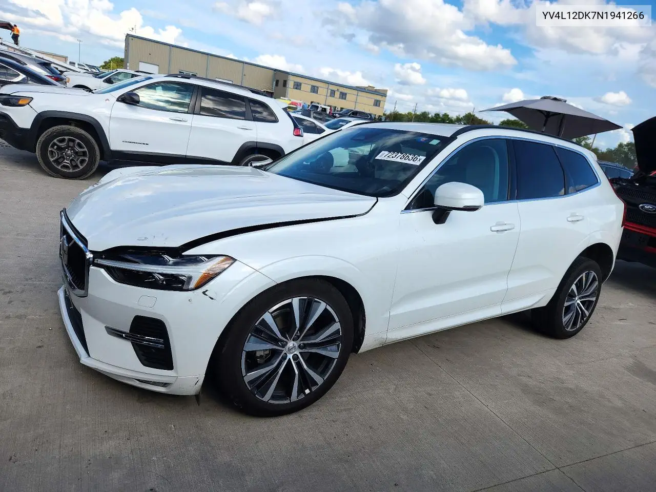 VOLVO XC60 2022, VIN YV4L12DK7N1941266