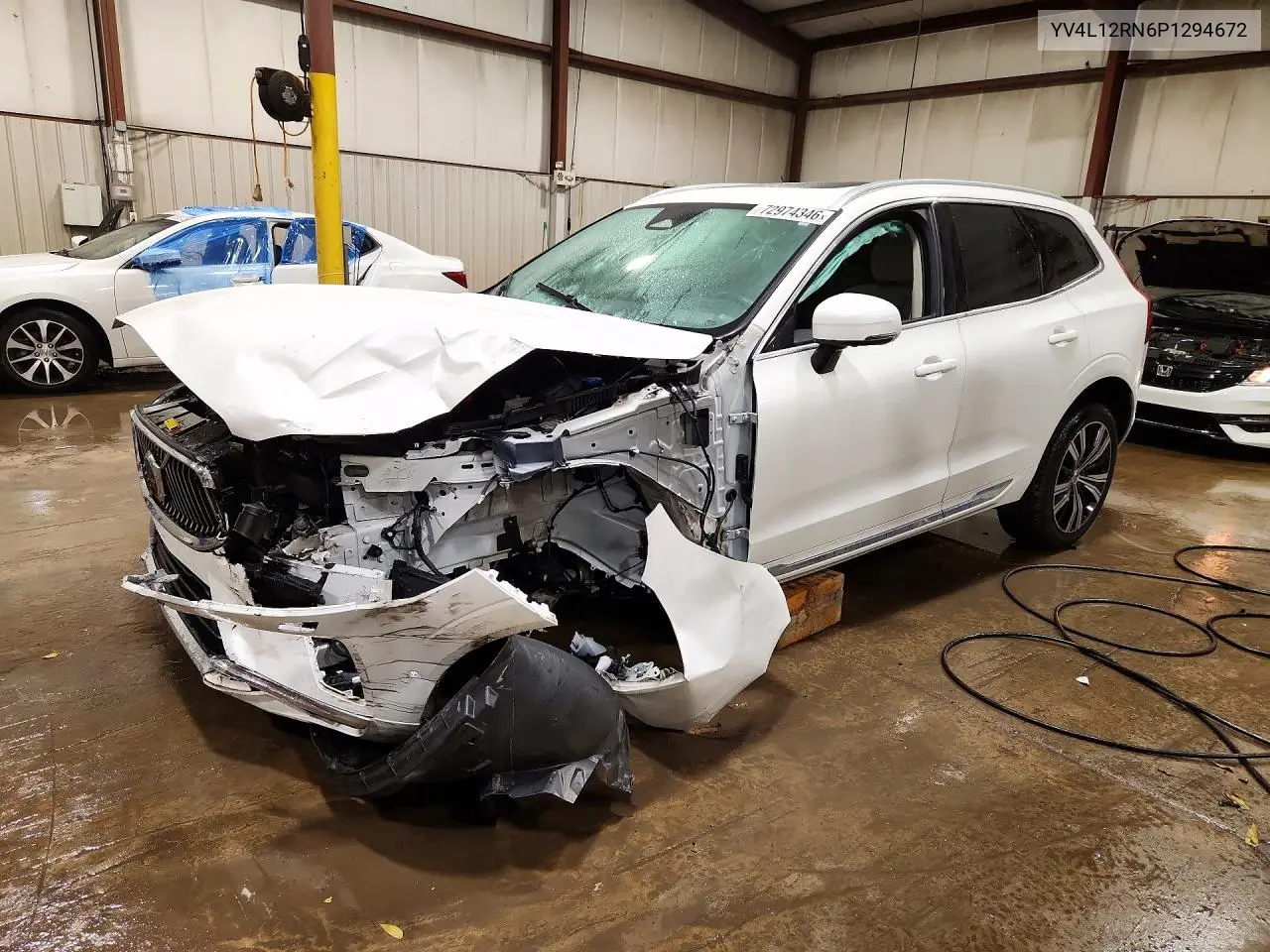 VOLVO XC60 2023, VIN YV4L12RN6P1294672