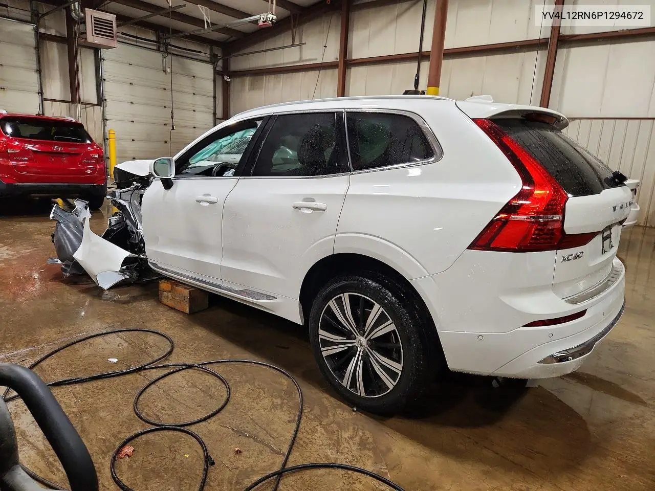 2023 VOLVO XC60 VIN YV4L12RN6P1294672 — фото 2