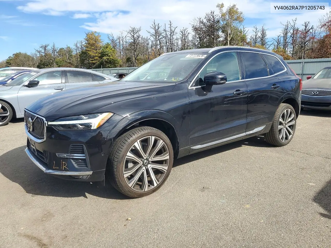 VOLVO XC60 2023, VIN YV4062RA7P1205743