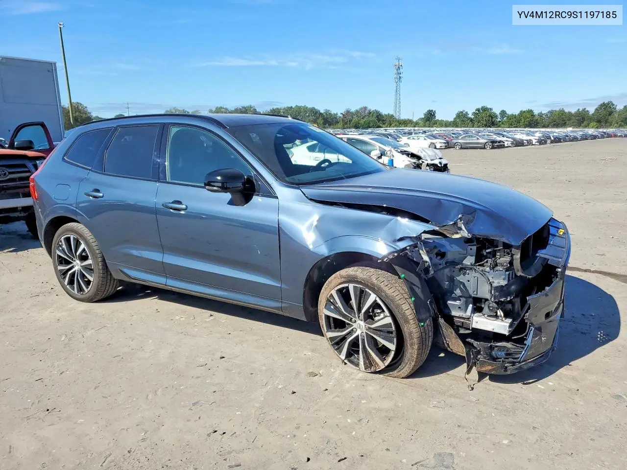 2025 VOLVO XC60 VIN YV4M12RC9S1197185 — фото 4
