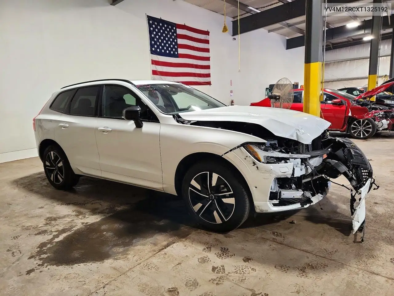 2026 VOLVO XC60 VIN YV4M12RCXT1325192 — фото 4
