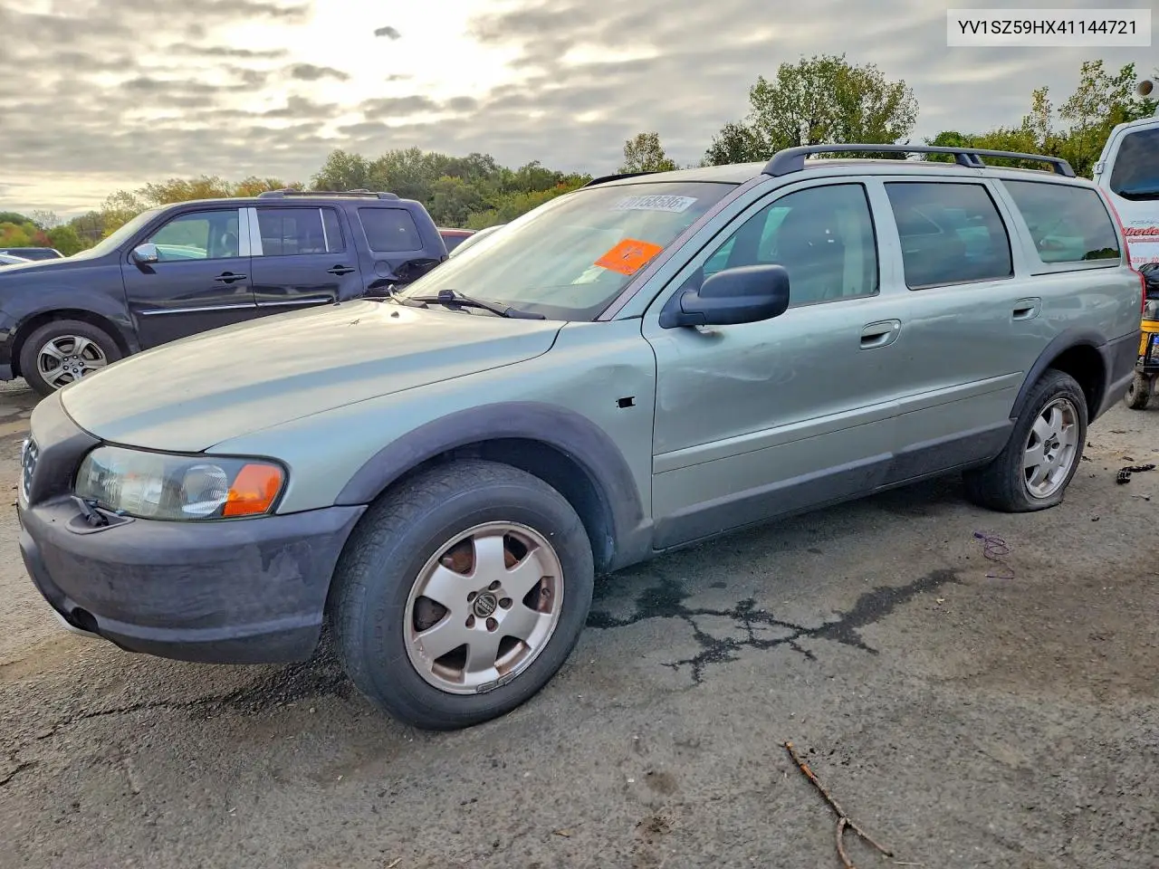 VOLVO XC70 2004, VIN YV1SZ59HX41144721