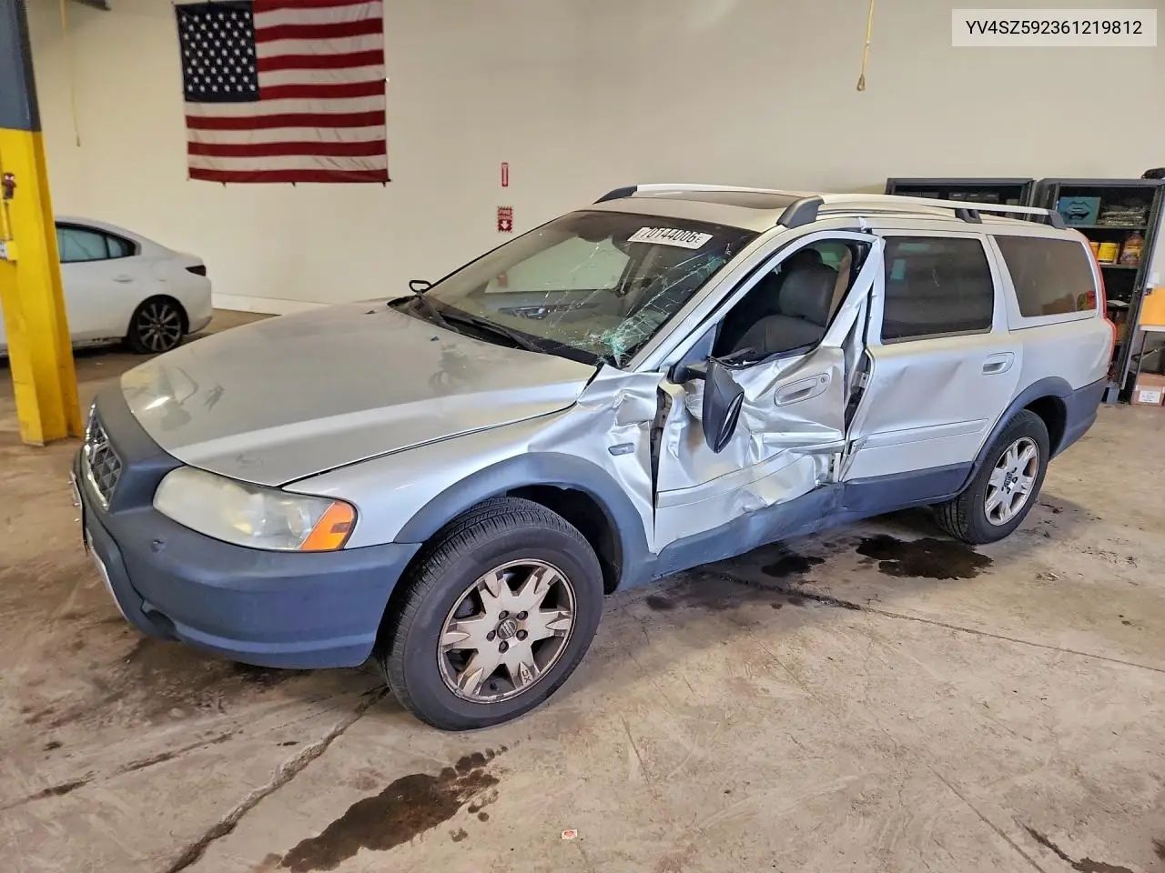 VOLVO XC70 2006, VIN YV4SZ592361219812