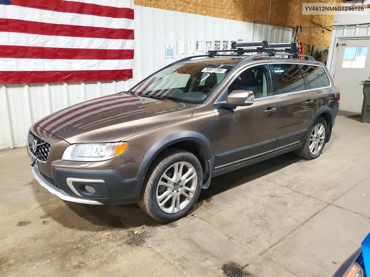 VOLVO XC70 2016, VIN YV4612NM6G1256126