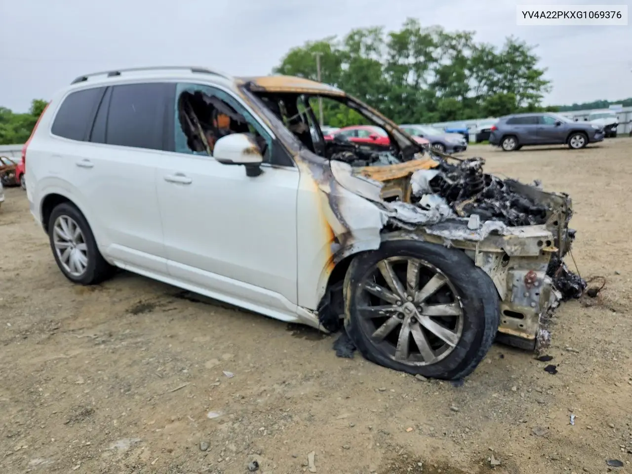 2016 VOLVO XC90 VIN YV4A22PKXG1069376 — фото 4