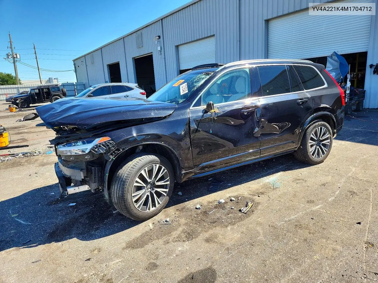 VOLVO XC90 2021, VIN YV4A221K4M1704712