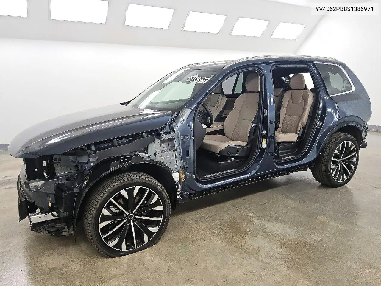 VOLVO XC90 2025, VIN YV4062PB8S1386971