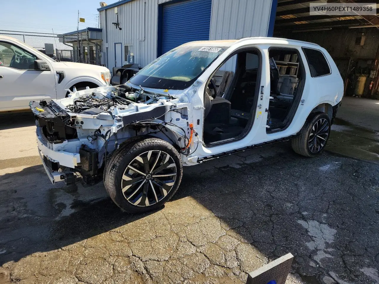 VOLVO XC90 2026, VIN YV4H60PEXT1489358
