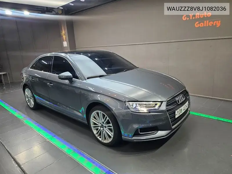 AUDI N/A 2018, VIN WAUZZZ8V8J1082036