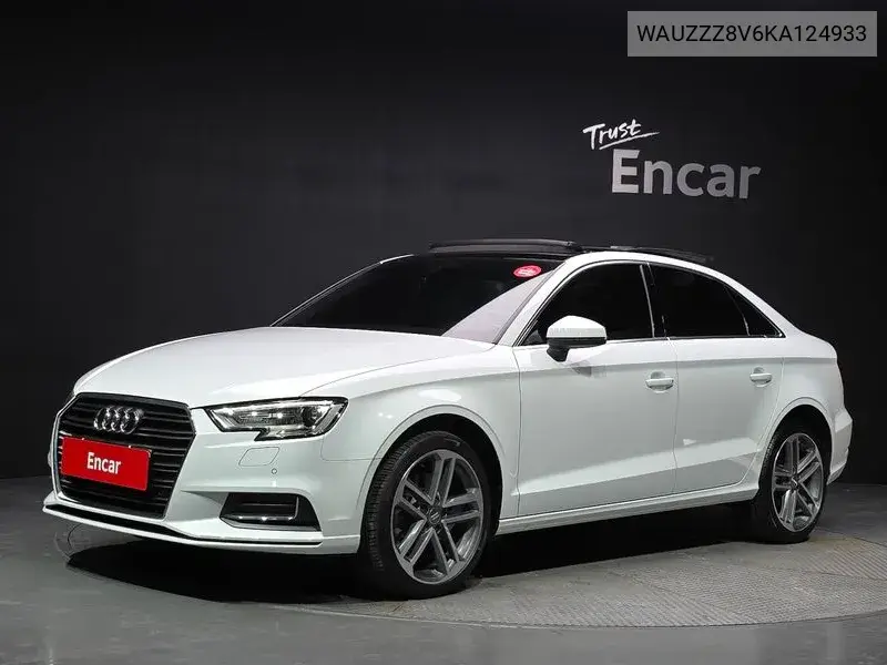 AUDI N/A 2019, VIN WAUZZZ8V6KA124933