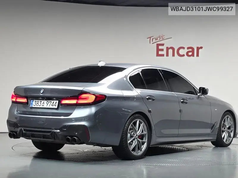 BMW N/A 2018, VIN WBAJD3101JWC99327