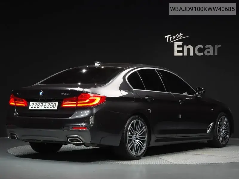 2019 BMW N/A VIN WBAJD9100KWW40685 — фото 2