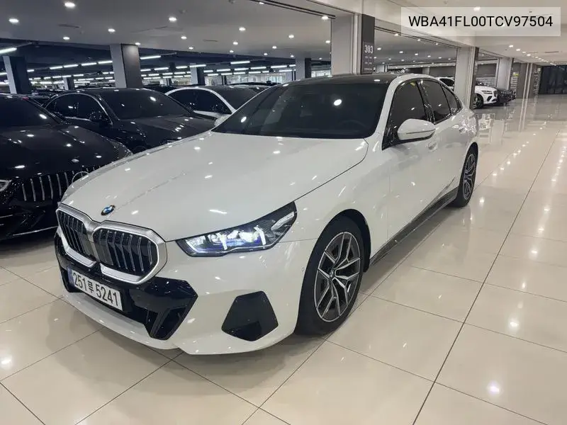 BMW N/A 2025, VIN WBA41FL00TCV97504