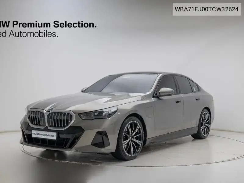 BMW N/A 2026, VIN WBA71FJ00TCW32624