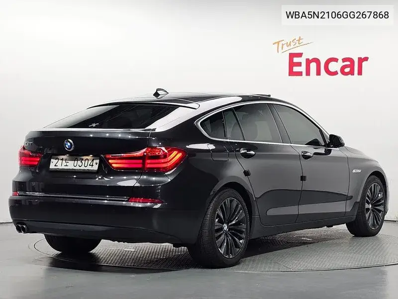 BMW 5ER 2016, VIN WBA5N2106GG267868