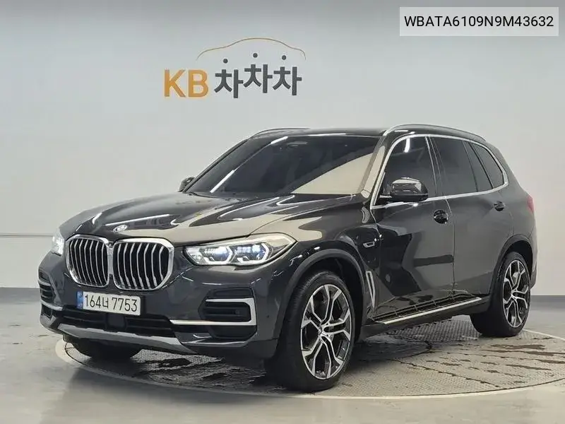 BMW X5 2022, VIN WBATA6109N9M43632