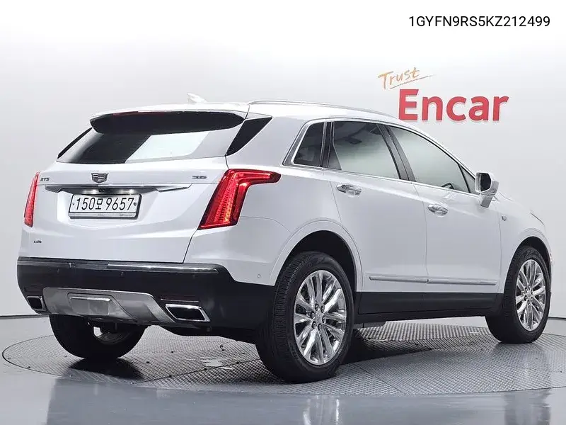 2019 CADILLAC XT5 VIN 1GYFN9RS5KZ212499 — фото 2