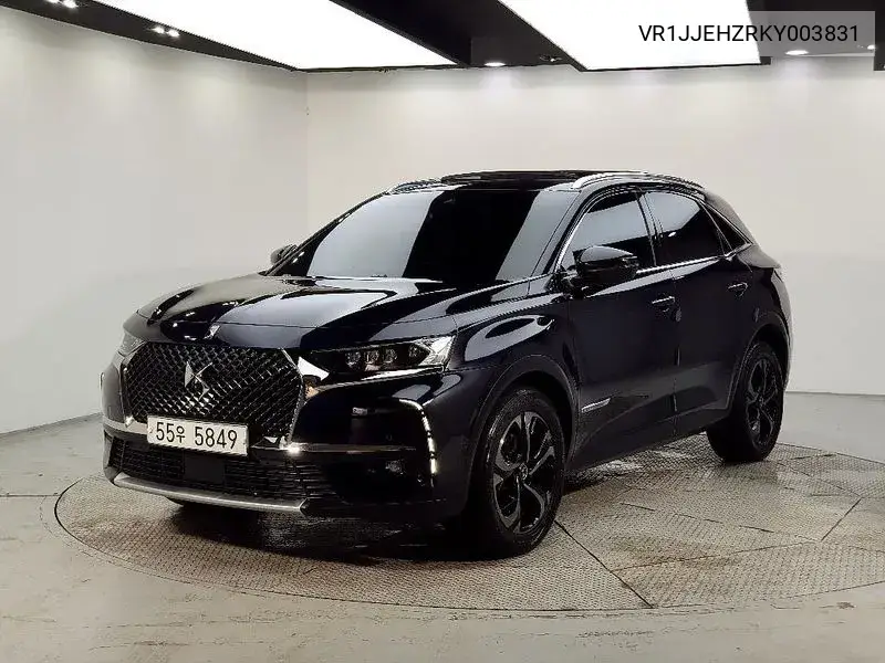  DS7