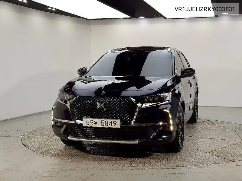  DS7