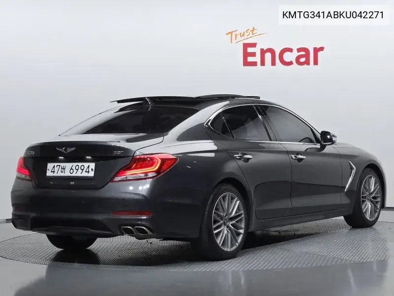 GENESIS G70 2019, VIN KMTG341ABKU042271