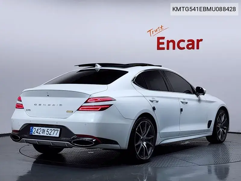 GENESIS G70 2021, VIN KMTG541EBMU088428