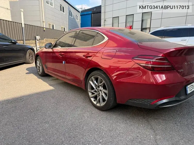 2022 GENESIS G70 VIN KMTG341ABPU117013 — фото 2