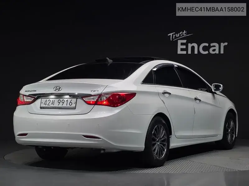 2010 HYUNDAI N/A VIN KMHEC41MBAA158002 — фото 2