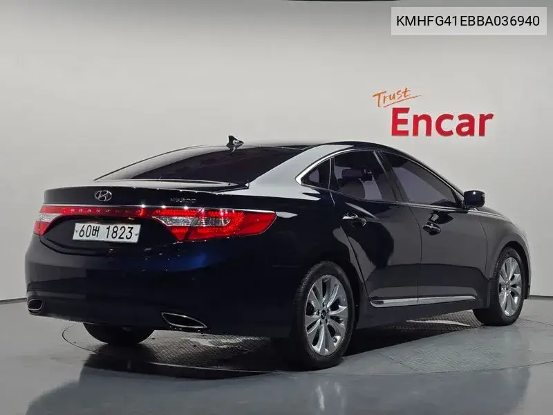 HYUNDAI N/A 2011, VIN KMHFG41EBBA036940