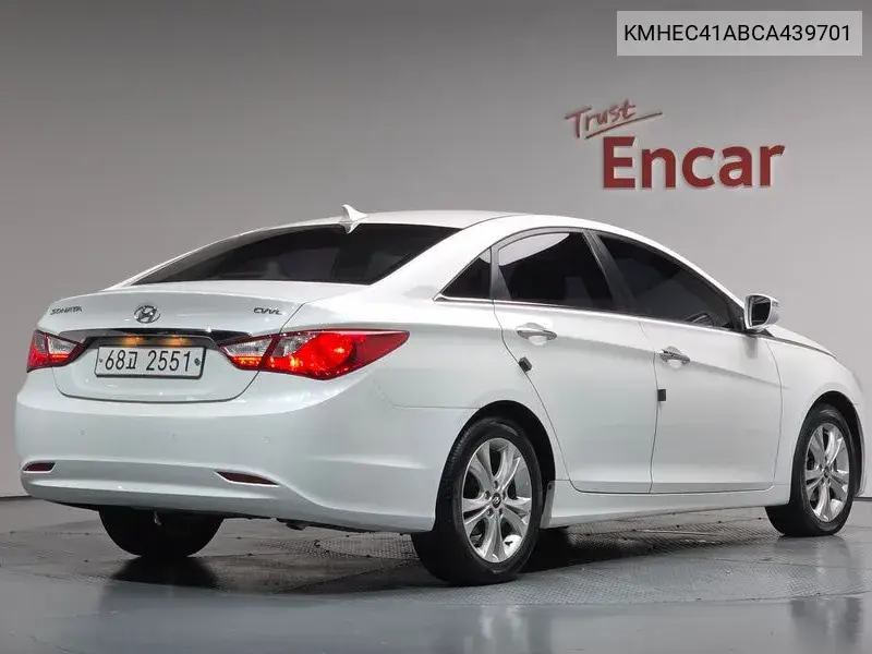 2012 HYUNDAI SONATA VIN KMHEC41ABCA439701 — фото 2