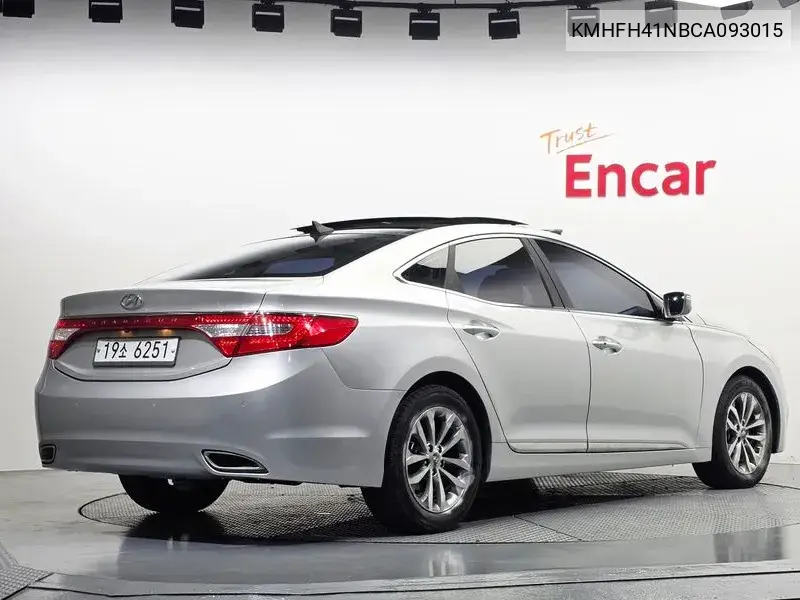 2012 HYUNDAI AZERA VIN KMHFH41NBCA093015 — фото 2