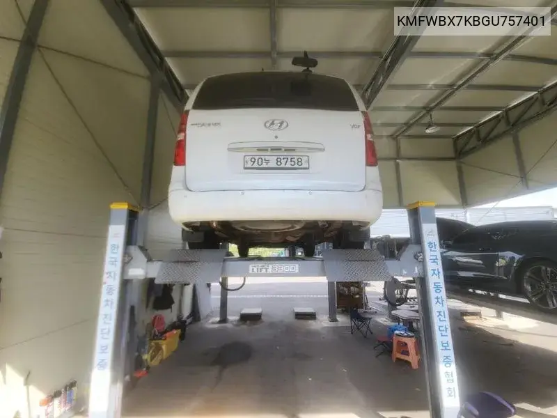 2015 HYUNDAI N/A VIN KMFWBX7KBGU757401 — фото 2