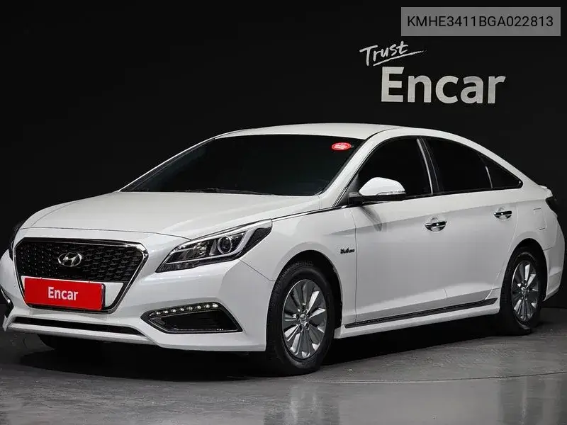 HYUNDAI N/A 2015, VIN KMHE3411BGA022813