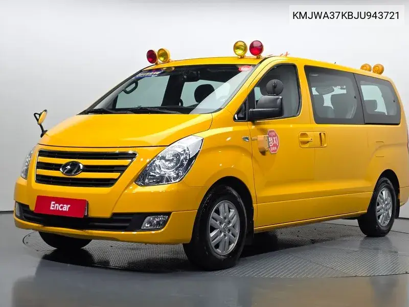 HYUNDAI N/A 2017, VIN KMJWA37KBJU943721