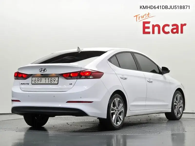 HYUNDAI N/A 2017, VIN KMHD641DBJU518871
