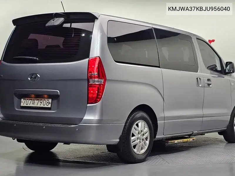 2017 HYUNDAI N/A VIN KMJWA37KBJU956040 — фото 2