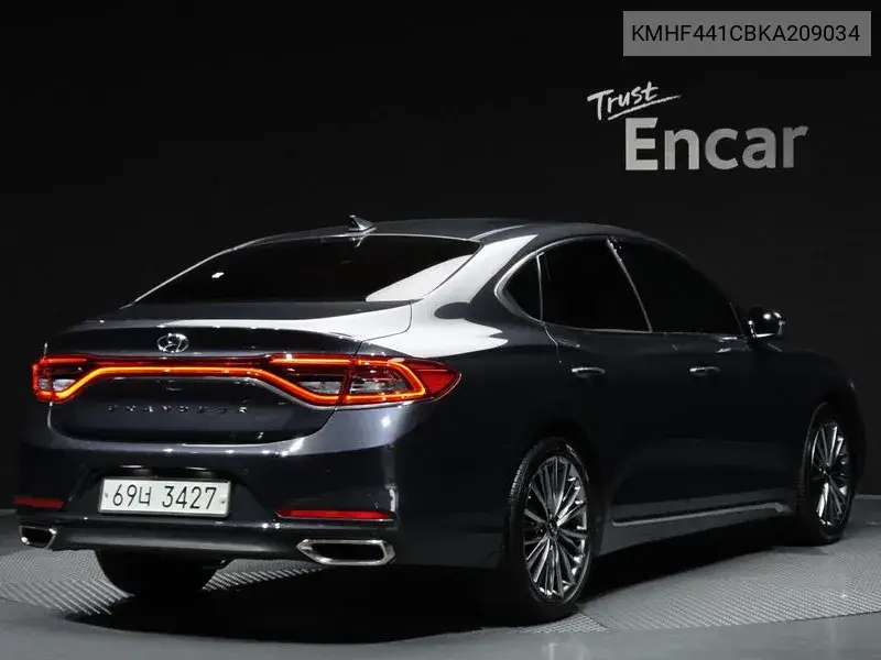 HYUNDAI N/A 2018, VIN KMHF441CBKA209034