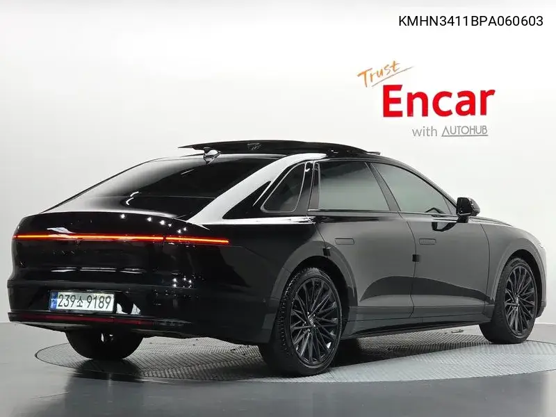 HYUNDAI N/A 2023, VIN KMHN3411BPA060603
