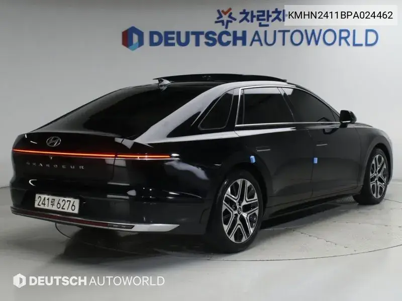 2023 HYUNDAI N/A VIN KMHN2411BPA024462 — фото 2